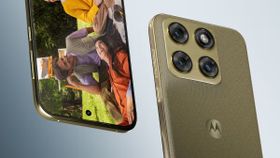 கொம்பன் இறங்கிட்டான்.. புது Motorola 5ஜி போன்.. 8GB ரேம், OIS 4K 50MP சோனி கேமரா, 5000mAh பேட்டரி, IP69! கொம்பன் இறங்கிட்டான்.. புது Motorola 5ஜி போன்.. 8GB ரேம், OIS 4K 50MP சோனி கேமரா, 5000mAh பேட்டரி, IP69!