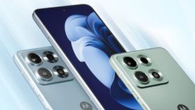 வாங்குனா இப்படி வாங்கனும்.. பட்ஜெட்ல 7100mAh பேட்டரி.. 90W சாா்ஜிங்.. QHD+ டிஸ்பிளே.. 12GB ரேம்.. எந்த மாடல்? வாங்குனா இப்படி வாங்கனும்.. பட்ஜெட்ல 7100mAh பேட்டரி.. 90W சாா்ஜிங்.. QHD+ டிஸ்பிளே.. 12GB ரேம்.. எந்த மாடல்?