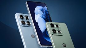 ஜூலை 15-ல் களமிறங்கும் புது Motorola 5ஜி போன்.. 7100mAh பேட்டரி.. 50எம்பி கேமரா.. எந்த மாடல்? ஜூலை 15-ல் களமிறங்கும் புது Motorola 5ஜி போன்.. 7100mAh பேட்டரி.. 50எம்பி கேமரா.. எந்த மாடல்?