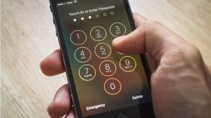 iPhone या iPad में ऐसे चेक करें पासवर्ड, फिर उसे हैक करना मुश्किल ही नहीं नामुमकिन होगा iPhone या iPad में ऐसे चेक करें पासवर्ड, फिर उसे हैक करना मुश्किल ही नहीं नामुमकिन होगा