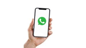 WhatsApp पर खुद को मैसेज कैसे भेजें, यहाँ जानें स्टेप बाय स्टेप प्रोसेस WhatsApp पर खुद को मैसेज कैसे भेजें, यहाँ जानें स्टेप बाय स्टेप प्रोसेस