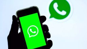 WhatsApp ला रहा है नया फीचर, अगर किसी ने लिया चैट का स्क्रीनशॉट तो मिलेगा नोटिफिकेशन WhatsApp ला रहा है नया फीचर, अगर किसी ने लिया चैट का स्क्रीनशॉट तो मिलेगा नोटिफिकेशन