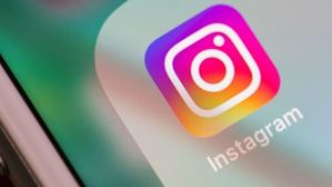 Instagram पर सिर्फ स्क्रॉलिंग में ही टाइम बर्बाद कर रहे हैं, तो अब इन टिप्स से कमाएं पैसे