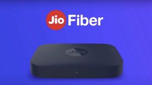 JioFiber का एंटरटेनमेंट धमाका, पेश किए ये नए पोस्टपेड प्लान्स JioFiber का एंटरटेनमेंट धमाका, पेश किए ये नए पोस्टपेड प्लान्स