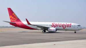 SpiceJet के सिस्टम पर हुआ रैंसमवेयर अटैक, कई उड़ानें हुई प्रभावित SpiceJet के सिस्टम पर हुआ रैंसमवेयर अटैक, कई उड़ानें हुई प्रभावित