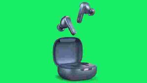 JBL Wireless Earbuds तेज हवा और पानी में भी करेगा काम, दमदार बैटरी के साथ धमाल मचाने के लिए तैयार JBL Wireless Earbuds तेज हवा और पानी में भी करेगा काम, दमदार बैटरी के साथ धमाल मचाने के लिए तैयार