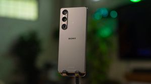 Sony Xperia 1 V 4K HDR डिस्प्ले के साथ लॉन्च, जाने कीमत, स्पेसिफिकेशन Sony Xperia 1 V 4K HDR डिस्प्ले के साथ लॉन्च, जाने कीमत, स्पेसिफिकेशन