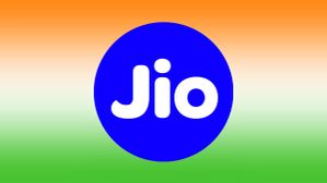Jio ने लॉन्च किया Republic Day ऑफर, शॉपिंग, यात्रा से लेकर खानें तक पर मिल रही भारी छूट Jio ने लॉन्च किया Republic Day ऑफर, शॉपिंग, यात्रा से लेकर खानें तक पर मिल रही भारी छूट