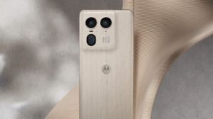 Motorola Edge 50 Ultra को पहली सेल में 10,000 रुपये तक छूट के साथ खरीदने का मौका, जानें ऑफर Motorola Edge 50 Ultra को पहली सेल में 10,000 रुपये तक छूट के साथ खरीदने का मौका, जानें ऑफर