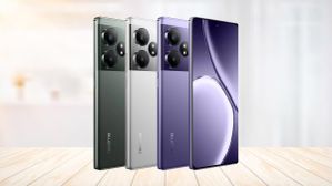 Realme GT 6T नए मिरेकल पर्पल कलर में उपलब्ध, जानिए कीमत व उपलब्धता Realme GT 6T नए मिरेकल पर्पल कलर में उपलब्ध, जानिए कीमत व उपलब्धता