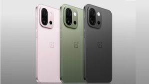 खत्म हुआ इंतजार! OnePlus 13s ने ली मार्केट में एंट्री; Plus Key और AI फीचर्स के साथ होगा लॉन्च खत्म हुआ इंतजार! OnePlus 13s ने ली मार्केट में एंट्री; Plus Key और AI फीचर्स के साथ होगा लॉन्च