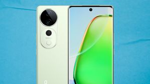 Reel क्रिएटर्स के लिए Vivo का तगड़ा फोन, 'ऑरा रिंग लाइट' की वजह से है खास Reel क्रिएटर्स के लिए Vivo का तगड़ा फोन, 'ऑरा रिंग लाइट' की वजह से है खास