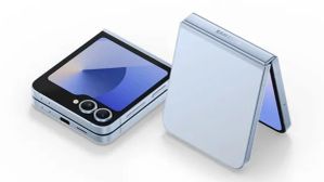 Samsung Galaxy Z Flip 7 Design and Features Revealed Via Leaked Renders: What's New? Samsung Galaxy Z Flip 7 Design and Features Revealed Via Leaked Renders: What's New?