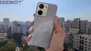 Realme P3 Ultra First Impressions: This Glow-in-the-Dark Phone Means Business Realme P3 Ultra First Impressions: This Glow-in-the-Dark Phone Means Business