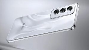 OPPO Reno 14 Series Early Leak Hints at Flat display, Periscope Camera, and More
