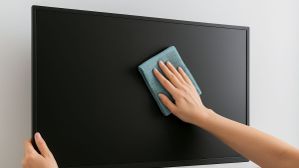 The Ultimate Guide to Cleaning Your Smart TV Screen Without Damaging It