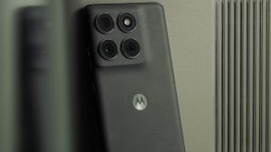 Motorola Edge (2025) Launched with MediaTek Dimensity 7400 Ultra SoC, Triple-Camera Setup, 120Hz OLED Display