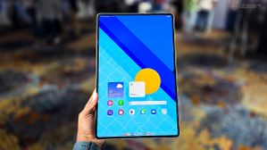 Samsung Galaxy Tab S11 Ultra & Tab S11 First Impressions Samsung Galaxy Tab S11 Ultra & Tab S11 First Impressions