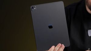 Apple iPad Pro with M5 Chip Coming Soon: Unboxed and Benchmarked By Russian YouTuber Apple iPad Pro with M5 Chip Coming Soon: Unboxed and Benchmarked By Russian YouTuber