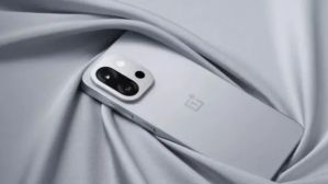 OnePlus 15T Leak Reveals Snapdragon 8 Elite Gen 5 Chip and 7,000mAh Battery; Launch Expected in 2026 OnePlus 15T Leak Reveals Snapdragon 8 Elite Gen 5 Chip and 7,000mAh Battery; Launch Expected in 2026