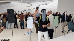 Strong iPhone 17 Sales Could Propel Apple to the Top of the Smartphone Market, Ahead of Samsung: Report Strong iPhone 17 Sales Could Propel Apple to the Top of the Smartphone Market, Ahead of Samsung: Report