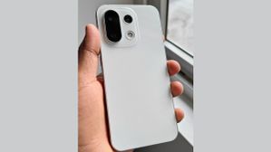 OPPO Reno 16 Pro, Reno 16 Pro Mini Design Leaked Ahead of Launch: Flat Sides, New Camera Layout, Plus Key OPPO Reno 16 Pro, Reno 16 Pro Mini Design Leaked Ahead of Launch: Flat Sides, New Camera Layout, Plus Key