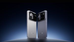 Honor Robot Phone Launched with Snapdragon 8 Elite Gen 5, 200MP Gimbal Camera: Check Price, Specs, Features Honor Robot Phone Launched with Snapdragon 8 Elite Gen 5, 200MP Gimbal Camera: Check Price, Specs, Features