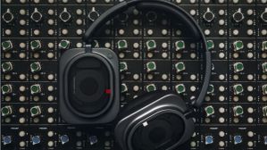 Nothing Headphone (1) Pro Launched with Triple-Driver Architecture, Noise Cancellation, Spatial Audio and More