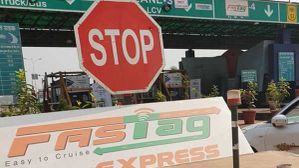 Fastag Fraud: ಫಾಸ್ಟ್ಟ್ಯಾಗ್ ವಾಲೆಟ್ ಸರಿಮಾಡ್ತಿವಿ ಅಂತಾ ಹಣ ಪೀಕಿದ ವಂಚಕರು! Fastag Fraud: ಫಾಸ್ಟ್ಟ್ಯಾಗ್ ವಾಲೆಟ್ ಸರಿಮಾಡ್ತಿವಿ ಅಂತಾ ಹಣ ಪೀಕಿದ ವಂಚಕರು!