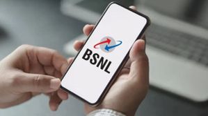 BSNL ನ 397ರೂ.ಗಳ ಪ್ಲ್ಯಾನ್‌ನಲ್ಲಿ ನಿತ್ಯವೂ 2GB ಡೇಟಾ, 150 ದಿನಗಳ ಮಾನ್ಯತೆ... ಶಾಕ್‌ ಆಗಬೇಡಿ!  