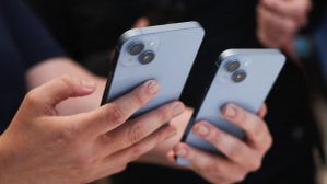 apple iPhones: ಈ ರೀತಿಯ ಐಫೋನ್‌, ಐಪ್ಯಾಡ್ ಬಳಕೆದಾರರಿಗೆ ಎಚ್ಚರಿಕೆ ನೀಡಿದ ಭಾರತ ಸರ್ಕಾರ!  