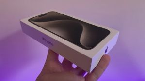 Apple iPhone : ಅಧಿಕೃತ ಆಪಲ್‌ ಸ್ಟೋರ್‌ನಿಂದ ಐಫೋನ್ 15 ಆರ್ಡರ್! ಬಂದಿದ್ದು ಆಂಡ್ರಾಯ್ಡ್‌ ಫೋನ್‌ ! 