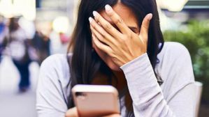 ಫ್ಲೈಟ್‌ ಟಿಕೆಟ್‌ ಬುಕ್‌ ಮಾಡಲು ಹೋಗಿ 4.4 ಲಕ್ಷ ರೂ ಕಳೆದುಕೊಂಡ ಮಹಿಳೆ:.ಆಗಿದ್ದೇನು?