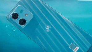 Motorola: ಭಾರಿ ಸದ್ದು ಮಾಡಿದ್ದ ಈ ಫೋನ್‌ ಮೇಲೆ ಭರ್ಜರಿ ಡಿಸ್ಕೌಂಟ್‌: ಪವರ್‌ ಫುಲ್‌ ಪ್ರೊಸೆಸರ್‌!