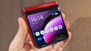 ಫ್ಲಿಪ್‌ ಮಾದರಿಯ ಈ ಆಕರ್ಷಕ ಫೋನಿನ ಬೆಲೆಯಲ್ಲಿ ಈಗ ಭಾರೀ ಇಳಿಕೆ!