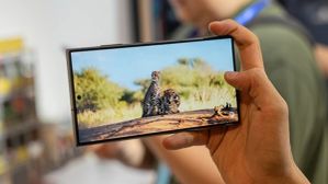 ಸ್ಯಾಮ್‌ಸಂಗ್‌ನ ಈ ದೈತ್ಯ ಫೋನಿಗೆ 'ಅತ್ಯುತ್ತಮ ಡಿಸ್‌ಪ್ಲೇ' ಕಿರೀಟ್‌: ವರದಿ!