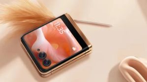 Moto: ಭಾರತದಲ್ಲಿ ಶೀಘ್ರವೇ ಲಾಂಚ್‌ ಆಗಲಿದೆ ಮೊಟೊ ರೇಜರ್ 50 ಅಲ್ಟ್ರಾ ಫ್ಲಿಪ್ ಫೋನ್..