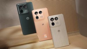 ಇಂದು ಮೊಟೊರೊಲಾದ ಈ ಹೊಸ ಸ್ಟೈಲಿಶ್‌ ಫೋನ್‌ ಲಾಂಚ್‌; ಫೀಚರ್ಸ್‌ ಏನು?