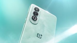 ನಾಳೆ ಮಾರುಕಟ್ಟೆಯಲ್ಲಿ ಧೂಳೆಬ್ಬಿಸಲಿದೆ OnePlusನ ಈ ಫೋನ್!: ಬೆಲೆ ಹಾಗೂ ಫೀಚರ್ಸ್‌ ಡಿಟೇಲ್ಸ್ ಇಲ್ಲಿದೆ