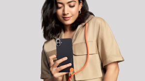 Rashmika Mandanna: 'ನಥಿಂಗ್' ಬ್ರಾಂಡ್ ಅಂಬಾಸಿಡರ್ ಆಗಿ ಕನ್ನಡತಿ ರಶ್ಮಿಕಾ ಮಂದಣ್ಣ! Rashmika Mandanna: 'ನಥಿಂಗ್' ಬ್ರಾಂಡ್ ಅಂಬಾಸಿಡರ್ ಆಗಿ ಕನ್ನಡತಿ ರಶ್ಮಿಕಾ ಮಂದಣ್ಣ!