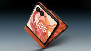 ಖುಷಿ ಸುದ್ದಿ! ಭಾರತಕ್ಕೆ ಬರುತ್ತೆ Motorola Razr 50 ಫ್ಲಿಪ್ ಫೋನ್; ಟೀಸರ್ ಬಿಡುಗಡೆ