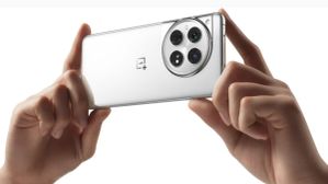 ಒನ್‌ಪ್ಲಸ್‌ ಸಂಸ್ಥೆಯ ಈ ದೈತ್ಯ ಫೋನ್‌ ಬೆಲೆಯಲ್ಲಿ ಜಬರ್ದಸ್ತ್‌ ಇಳಿಕೆ; ನೀವು ವಾರೆ ವ್ಹಾ ಅಂತೀರಾ!