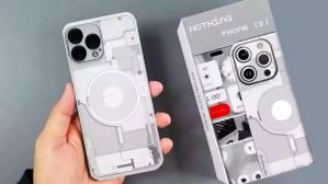 Nothing Phone 3: ಗ್ಲಿಫ್ ಇಂಟರ್ಫೇಸ್ಗೆ ವಿದಾಯ, ಹೊಸ ವಿನ್ಯಾಸದ ಸುಳಿವು! Nothing Phone 3: ಗ್ಲಿಫ್ ಇಂಟರ್ಫೇಸ್ಗೆ ವಿದಾಯ, ಹೊಸ ವಿನ್ಯಾಸದ ಸುಳಿವು!