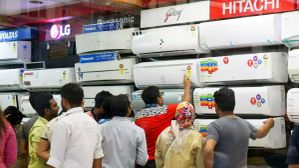 Rental AC: மாத வாடகை ரூ.800 தானா? சொந்தமாக AC வாங்க வேண்டாமா? பெங்களூரு, சென்னையில் புது வாடகை ஏசி கலாச்சாரம் Rental AC: மாத வாடகை ரூ.800 தானா? சொந்தமாக AC வாங்க வேண்டாமா? பெங்களூரு, சென்னையில் புது வாடகை ஏசி கலாச்சாரம்