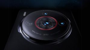 யாரு சாமி அவன்.. SONY கேமரா.. BOE டிஸ்பிளே.. 5100mAh பேட்டரி.. AI பீச்சர்கள்.. எந்த மாடல்? 