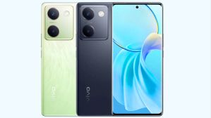 சைலெண்டாக அறிமுகமான Vivo 5ஜி போன்.. 50எம்பி கேமரா.. 44W சார்ஜிங்.. AMOLED டிஸ்பிளே.. எந்த மாடல்? சைலெண்டாக அறிமுகமான Vivo 5ஜி போன்.. 50எம்பி கேமரா.. 44W சார்ஜிங்.. AMOLED டிஸ்பிளே.. எந்த மாடல்?