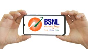 BSNL 3 பெஸ்ட் ரீசார்ஜ் பிளான்கள்.. தினமும் 3ஜிபி டேட்டா.. அன்லிமிடெட் சலுகைகள்.. என்ன விலை? BSNL 3 பெஸ்ட் ரீசார்ஜ் பிளான்கள்.. தினமும் 3ஜிபி டேட்டா.. அன்லிமிடெட் சலுகைகள்.. என்ன விலை?