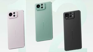தலைவன் வேற ரகம்.. SONY கேமரா.. AMOLED டிஸ்பிளே.. 16GB ரேம்.. 5500mAh பேட்டரி.. 65W சார்ஜிங்.. எந்த மாடல்? தலைவன் வேற ரகம்.. SONY கேமரா.. AMOLED டிஸ்பிளே.. 16GB ரேம்.. 5500mAh பேட்டரி.. 65W சார்ஜிங்.. எந்த மாடல்?