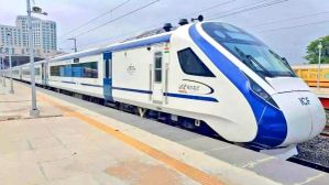 வந்தே பாரத் ரயிலில் அடிக்கடி போறீங்களா? உங்களுக்கு ஒரு குட் நியூஸ்.. வருகிறது புதிய வசதி.. வந்தே பாரத் ரயிலில் அடிக்கடி போறீங்களா? உங்களுக்கு ஒரு குட் நியூஸ்.. வருகிறது புதிய வசதி..