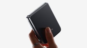 தீப்பெட்டி சைஸ்ல இருக்குற போன்ல 5100mAh பேட்டரி-ஆ.. Flip Phone மார்க்கெட்டை தெறிக்க விடப்போகும் ஷாவ்மீ! தீப்பெட்டி சைஸ்ல இருக்குற போன்ல 5100mAh பேட்டரி-ஆ.. Flip Phone மார்க்கெட்டை தெறிக்க விடப்போகும் ஷாவ்மீ!
